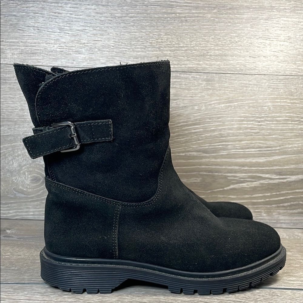 Skechers Black Leather Women’s Sz 6.5 Pull On Buckle Faux Fur Lined Ankle Boots